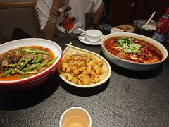 -万重锦·人文川菜馆(骡马市店)