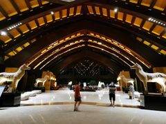 -三亚湾海居铂尔曼度假酒店