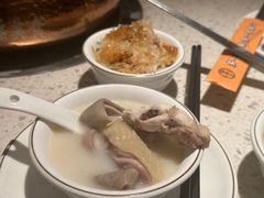 胡椒猪肚鸡-顺德公广东猪肚鸡·煲仔饭(白石洲店)