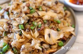 Preserved Vegetable and Minced Pork with Shahe Fen