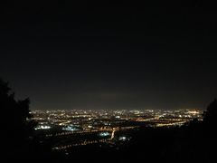 -鬼笑石后山停车场
