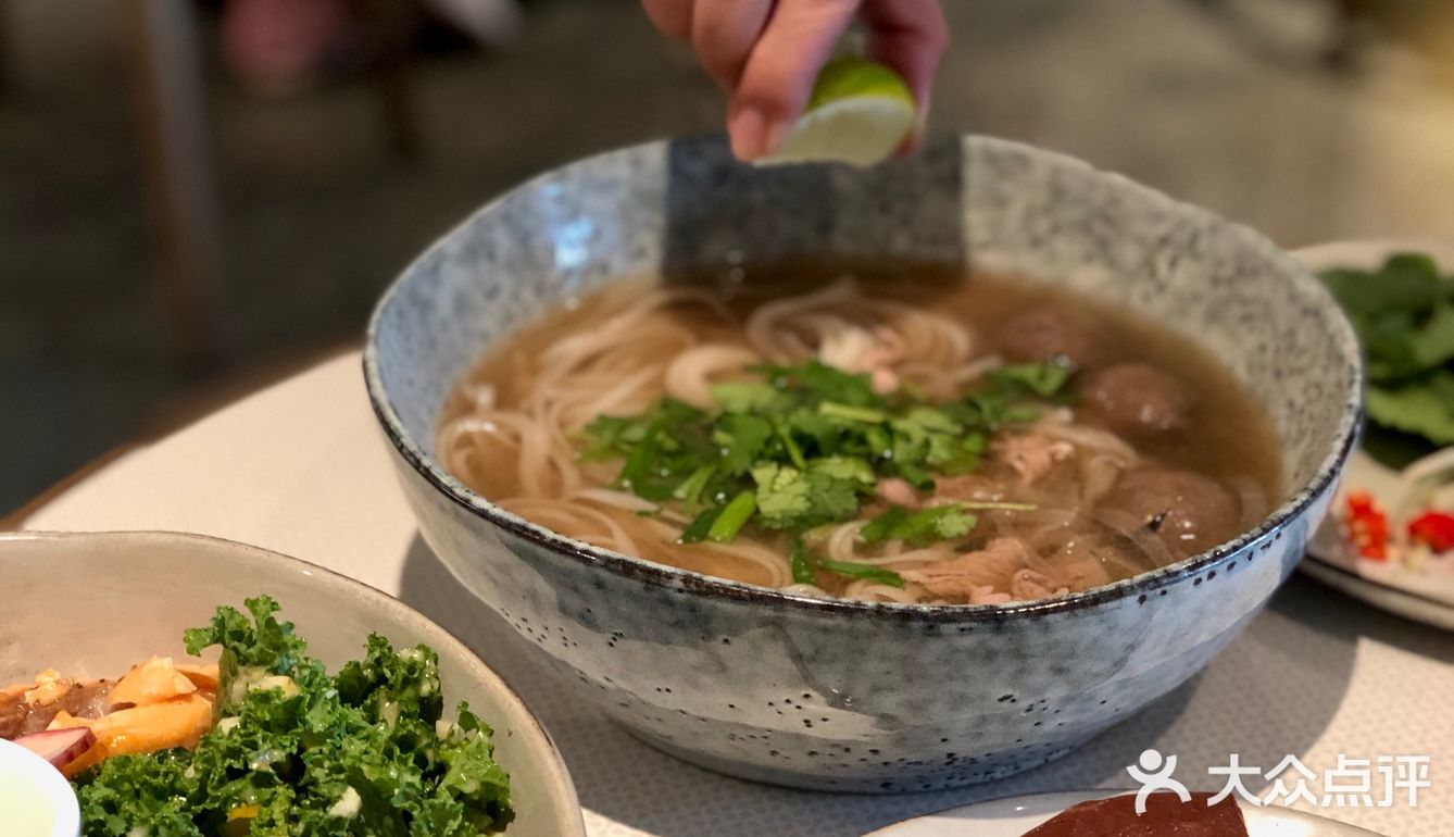 香橙酿冰咖还ok的 好久没吃柚子巧克力蛋糕