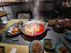 -湊湊火锅·茶憩(郑州绿地新都会店)