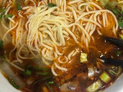 -牛一嘴·兰州牛肉面·大盘鸡(财富中心店)