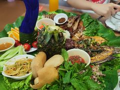 -沐毫傣泐云南菜孔雀宴•手抓饭傣味烧烤(曼听公园店)