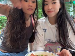 -CowCow其其·牛杂咖啡公司(六运店)