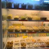 菜品 很全各种蔬菜豆制品粉条人造鱼丸蛋等