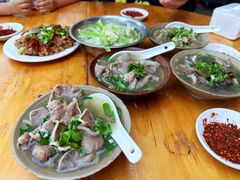 -周记翘脚牛肉