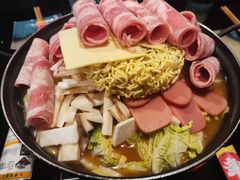 -炙韩料理·部队锅专门店