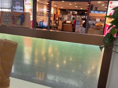 -麦当劳(上海虹桥站30B检票口楼上)