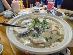 -芦茨金富饭庄·25年老字号·专做稻草鸡