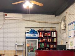 -贺记湘菜馆(东体育会路店)