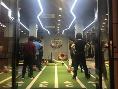 -Freedom Fitness私教健身俱乐部(徐虹北路店)