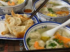 -长人馄饨铺(解放街店)
