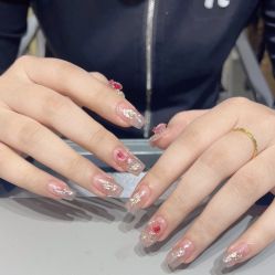 -艾珂·美甲美睫