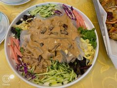 -鑫渔港海鲜本地菜·山海关浑锅(东戴河店)