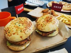 -麦当劳(花桥得来速店)