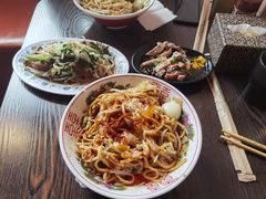 -拉面莊夢語＆中华料理八椿