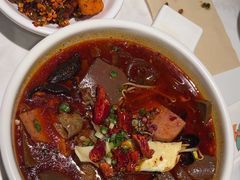 -渝是乎酸菜鱼(龙旗购物中心店)