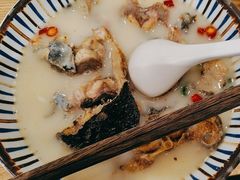 -鲜越鲜鱼粉(财富购物中心店)