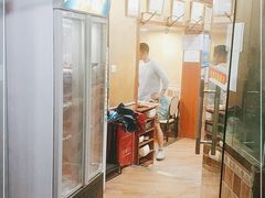 -怡妮新疆风味餐厅(东江湾路店)