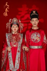 -光明婚纱摄影(建设路店)