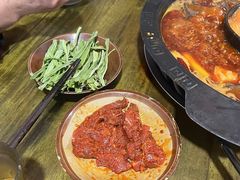 -黄潇洒老火锅(九眼桥宏济巷店)