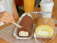 -顶东面包花园·生日蛋糕(世博店)
