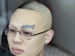 -鸿通城购物中心