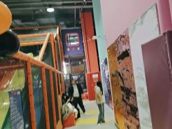 -欧酷世界动力星球(王府井奥莱UP TOWN店)