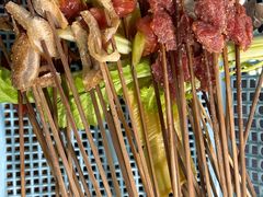 -何氏串串香火锅(翠亨店)