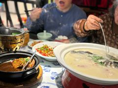 -卢大鲜鱼头捞饭(美利广场店)