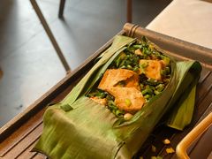 芭蕉叶包烧豆腐-沿途四季·云南菜·诗酒茶(蓝色港湾店)