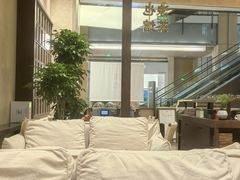 -凤凰汇购物中心