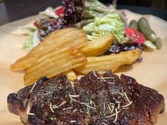 -The Cheebat 锌吧·Bistro(体育西店)