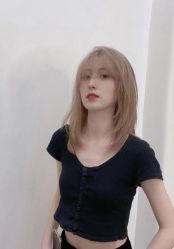 -变画·发型STUDIO