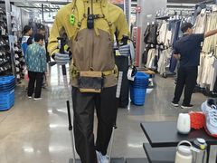 -迪卡侬(大英山店)