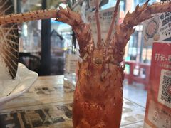 -大头虾越式风味餐厅(光明广场店)