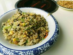 紫菜炒饭-鑫悦楼煎蟹·16年海鲜大排档