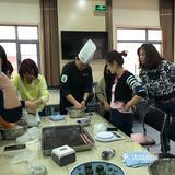  弘扬传统文化，学做青团｡