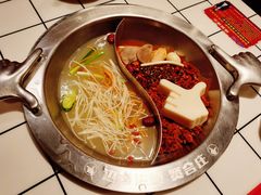 -喜悦小串丹东小黄牛海鲜烧烤大排档(民主广场店)