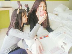 -卡罗酒店(东门晒布地铁站店)