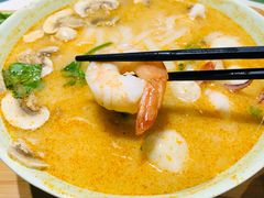 -越弥越南传统美食馆