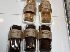 -红跑车蛋糕世界(网巾市店)