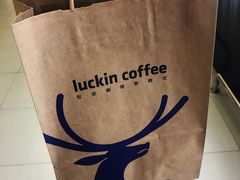 -瑞幸咖啡(新生活广场紫金山路店)