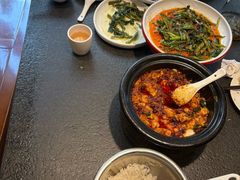 -万重锦·人文川菜馆(骡马市店)