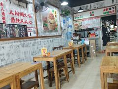 -范仲吉砂锅鸡公煲(井湾路店)