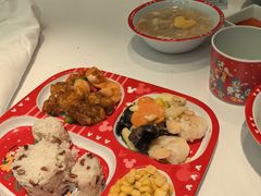 -晶荷轩(香港迪士尼乐园酒店)