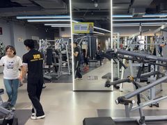 -超鹿运动(五四路恒力城店)