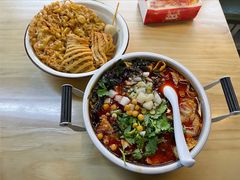 -丽丽三鲜螺蛳粉(田林路店)